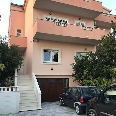 Albatros Apartment Kastel Sucurac ภายนอก รูปภาพ