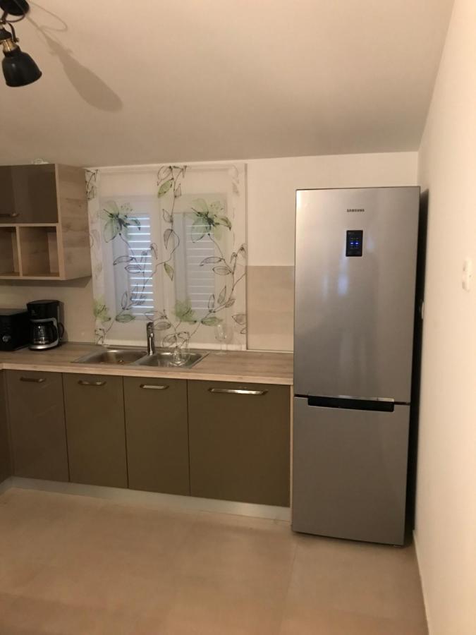 Albatros Apartment Kastel Sucurac ภายนอก รูปภาพ
