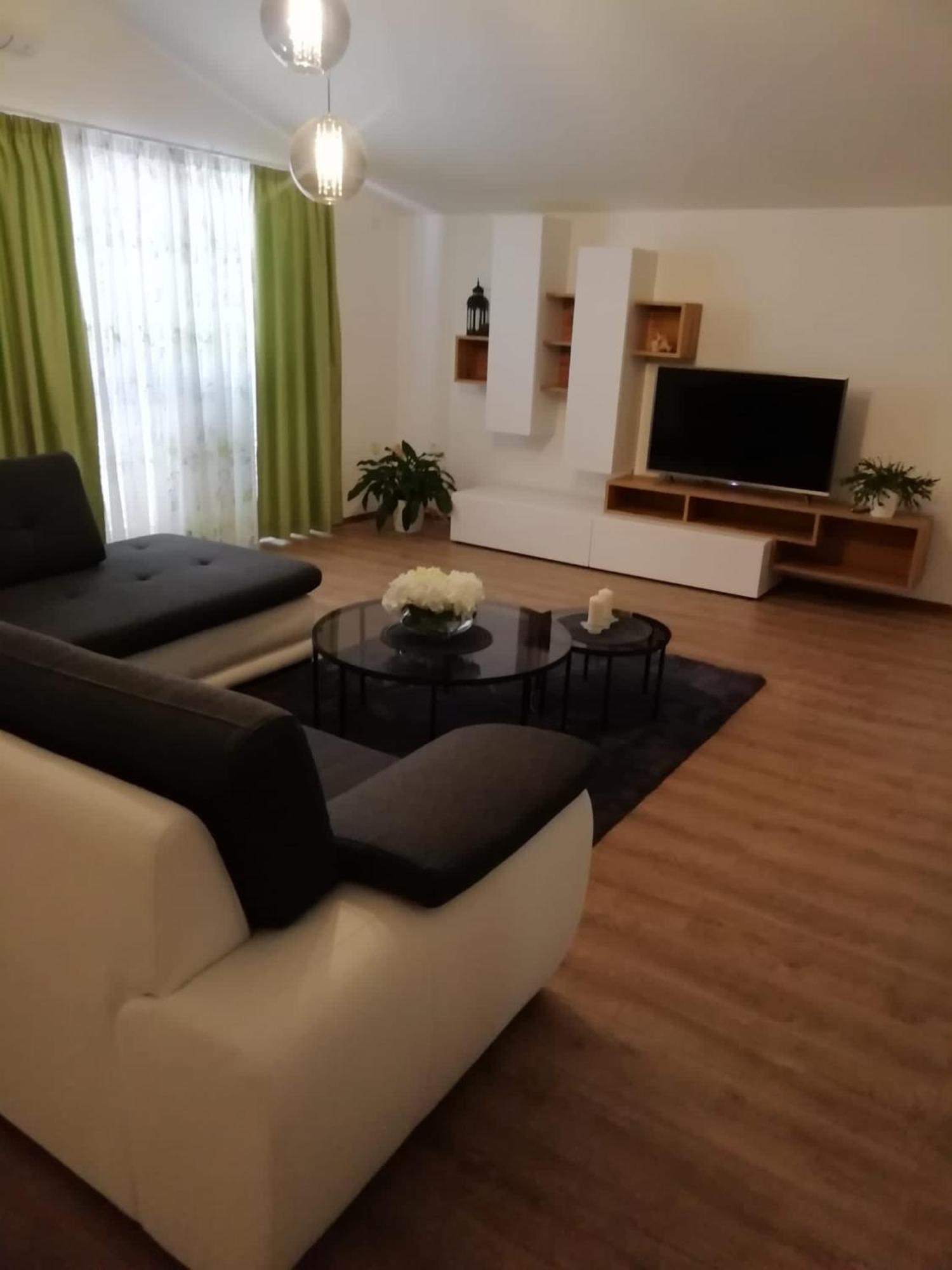 Albatros Apartment Kastel Sucurac ภายนอก รูปภาพ